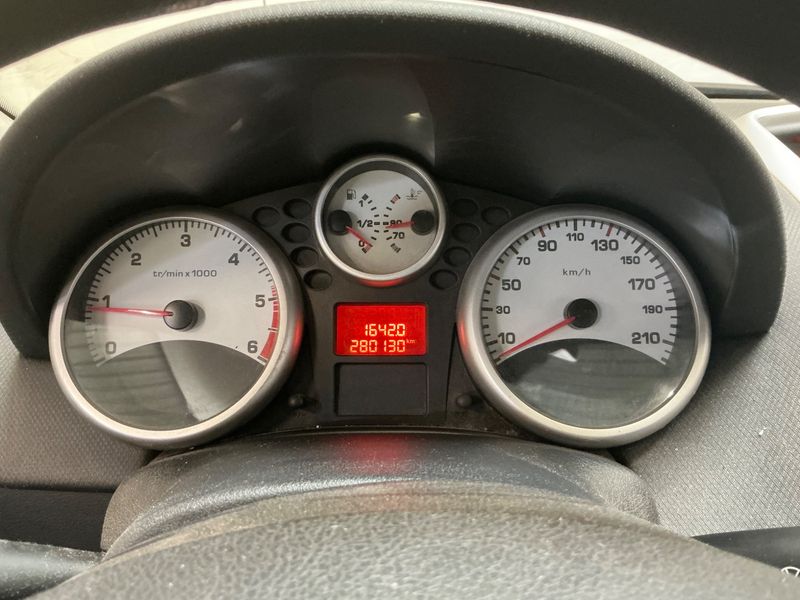 Peugeot 207 1.4 HDi Active 2009 – снимка 4