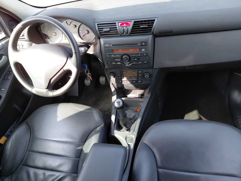 Fiat Stilo 1.8 Dynamic 2003 – снимка 11