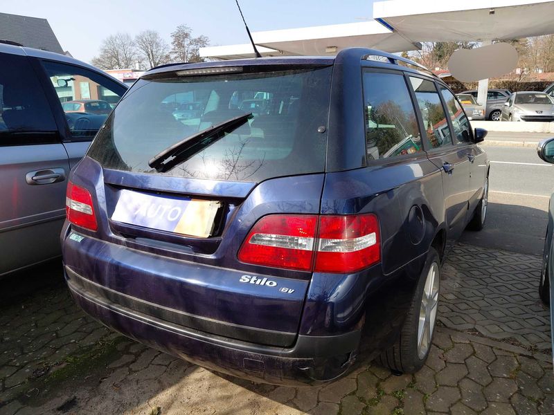 Fiat Stilo 1.8 Dynamic 2003 – снимка 5