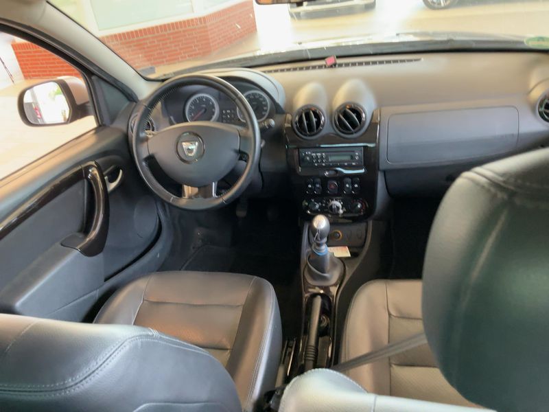 Dacia Duster 1.5 dCi Prestige 4x2 2010 – снимка 17
