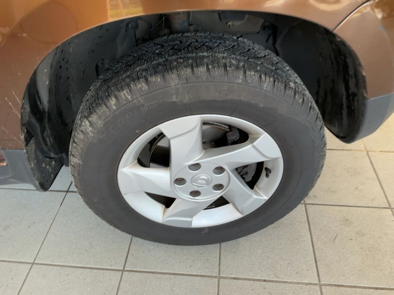 Dacia Duster 1.5 dCi Prestige 4x2 2010 – снимка 11