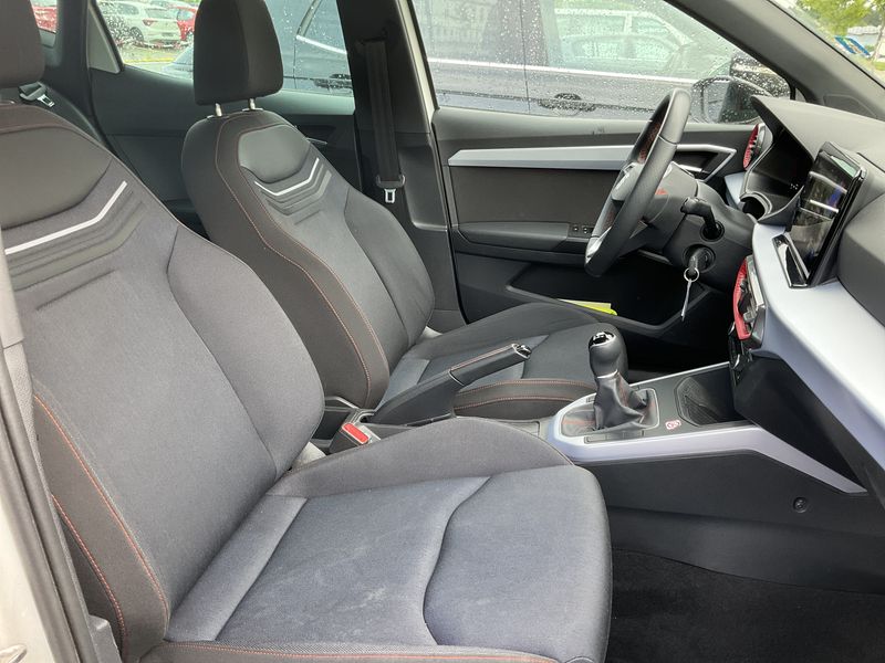 Seat Arona 1.0 TSI FR 2024 – снимка 10