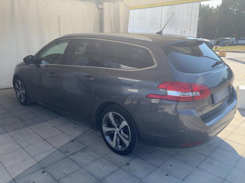 Peugeot 308 1.6 Blue-HDi Allure 2016 – снимка на щета
