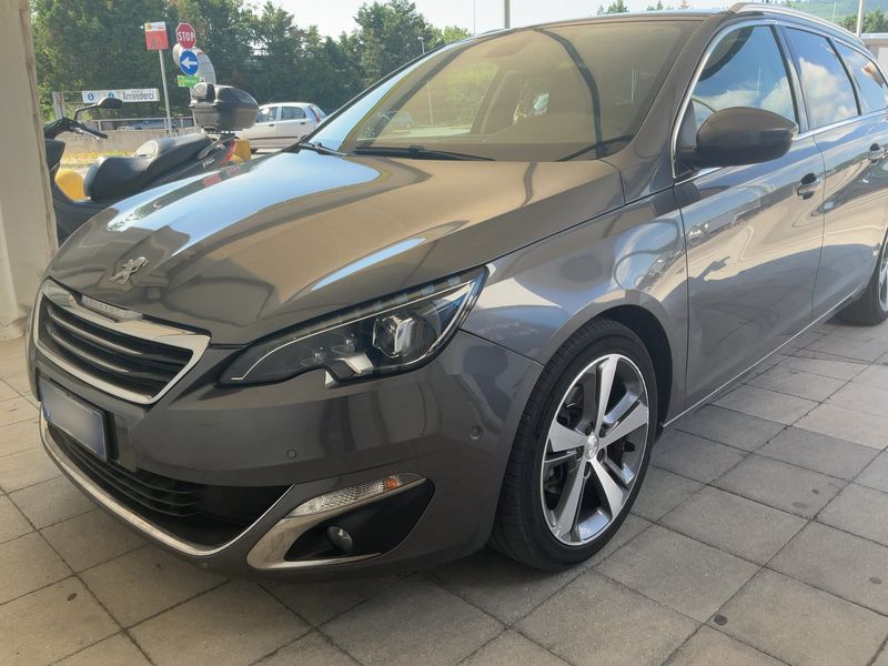Peugeot 308 1.6 Blue-HDi Allure 2016 – снимка 2