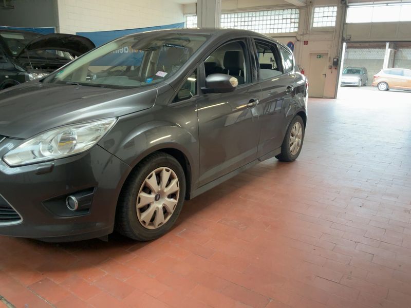 Ford C-Max 1.6 EcoBoost Business Edition 2015 – снимка 2