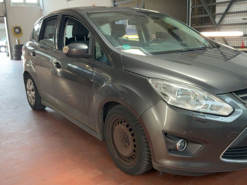 Ford C-Max 1.6 EcoBoost Business Edition 2015 – снимка 12