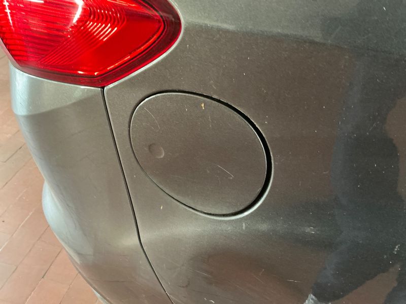 Ford C-Max 1.6 EcoBoost Business Edition 2015 – снимка 21