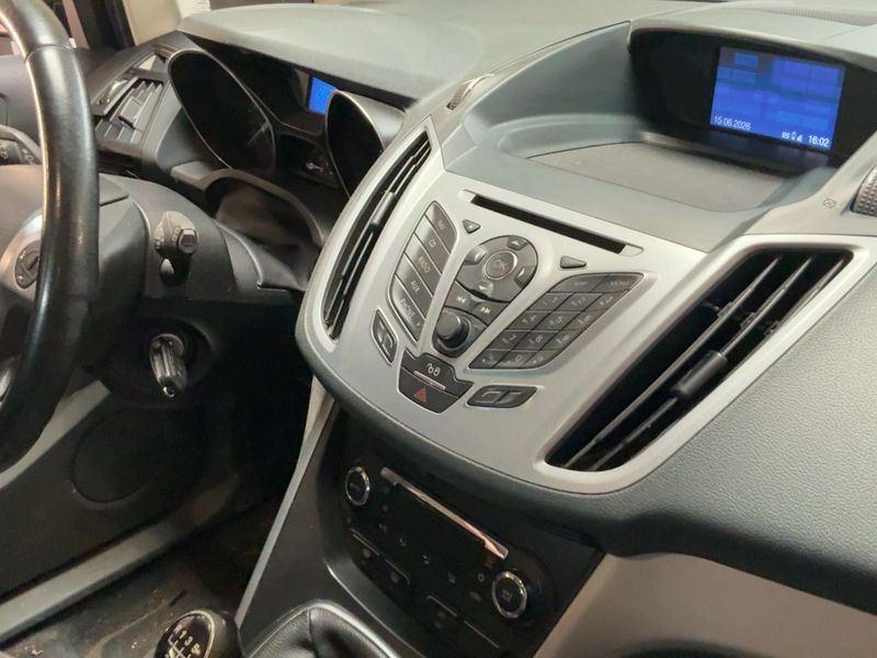 Ford C-Max 1.6 EcoBoost Business Edition 2015 – снимка 17