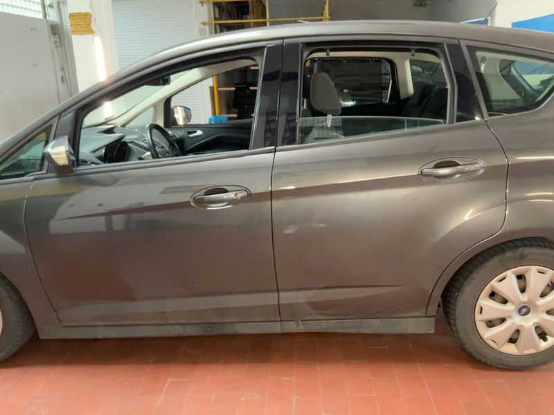 Ford C-Max 1.6 EcoBoost Business Edition 2015 – снимка 4