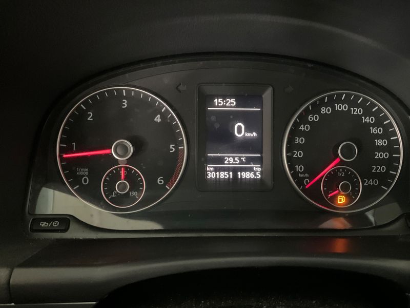 Volkswagen Touran 1.6 TDI Edition 2013 – снимка 4