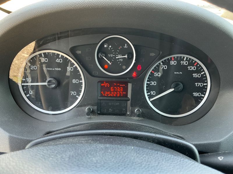 Fiat Scudo 2.0 JTDM Panorama Family L1H1 130 Multijet 2013 – снимка 4
