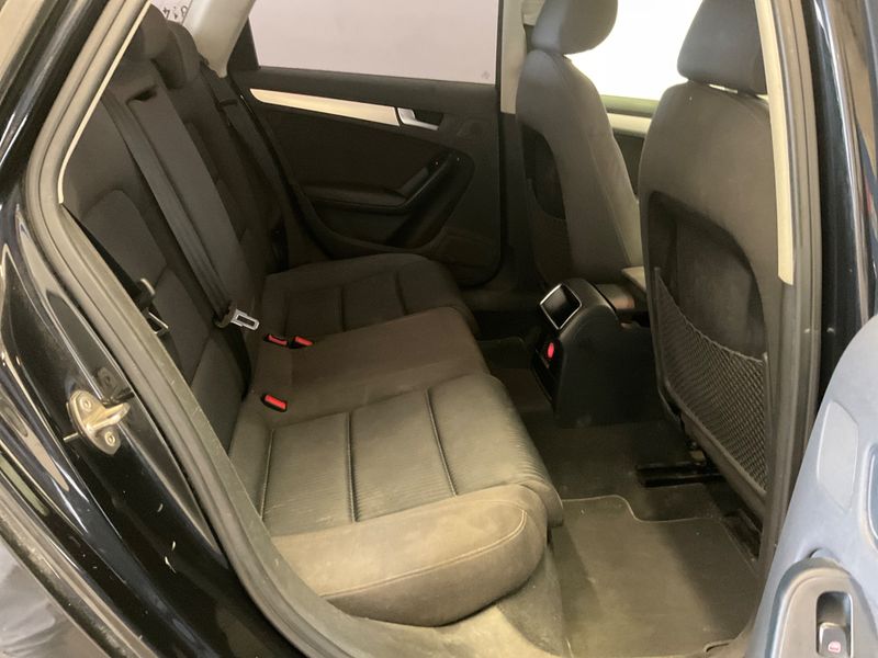 Audi A4 2.0 TDI Attraction 2008 – снимка на щета