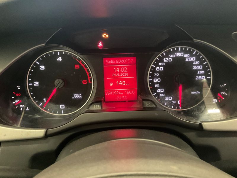 Audi A4 2.0 TDI Attraction 2008 – снимка 4