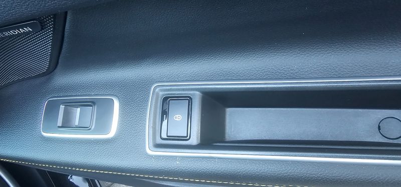 Jaguar XF 3.0 D Sport 2019 – снимка 30