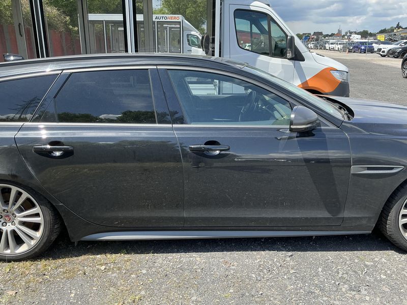 Jaguar XF 3.0 D Sport 2019 – снимка 10
