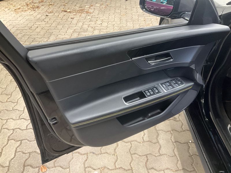 Jaguar XF 3.0 D Sport 2019 – снимка 26