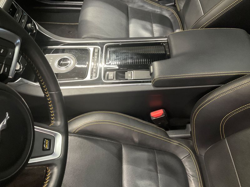 Jaguar XF 3.0 D Sport 2019 – снимка 27