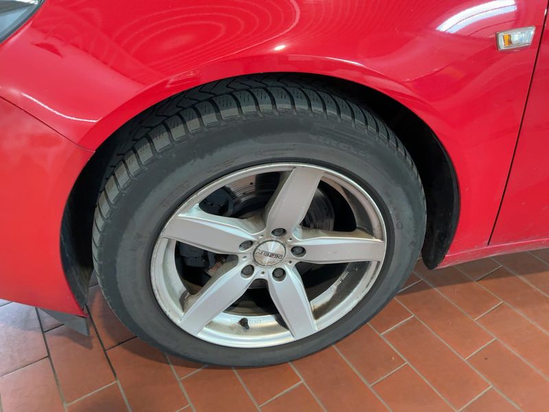 Opel Insignia Sports Tourer 2.0 CDTI Biturbo Innovation 4x4 2013 – снимка 3