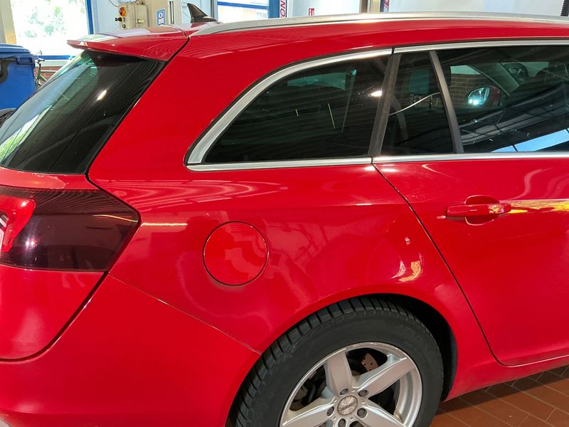 Opel Insignia Sports Tourer 2.0 CDTI Biturbo Innovation 4x4 2013 – снимка 22