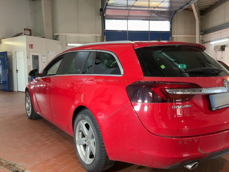 Opel Insignia Sports Tourer 2.0 CDTI Biturbo Innovation 4x4 2013 – снимка 6