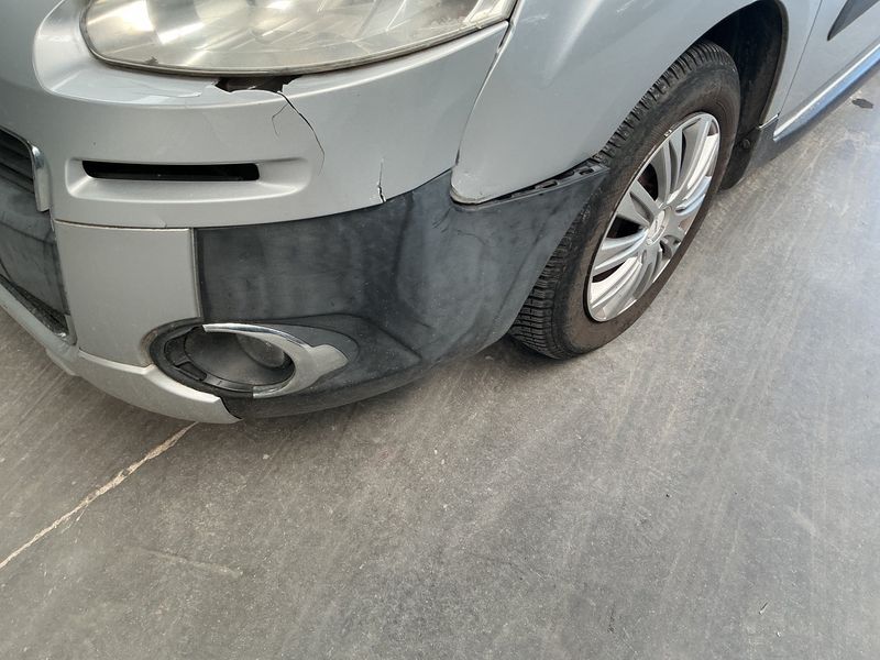 Peugeot Partner 1.6 HDi Outdoor 2012 – снимка 50