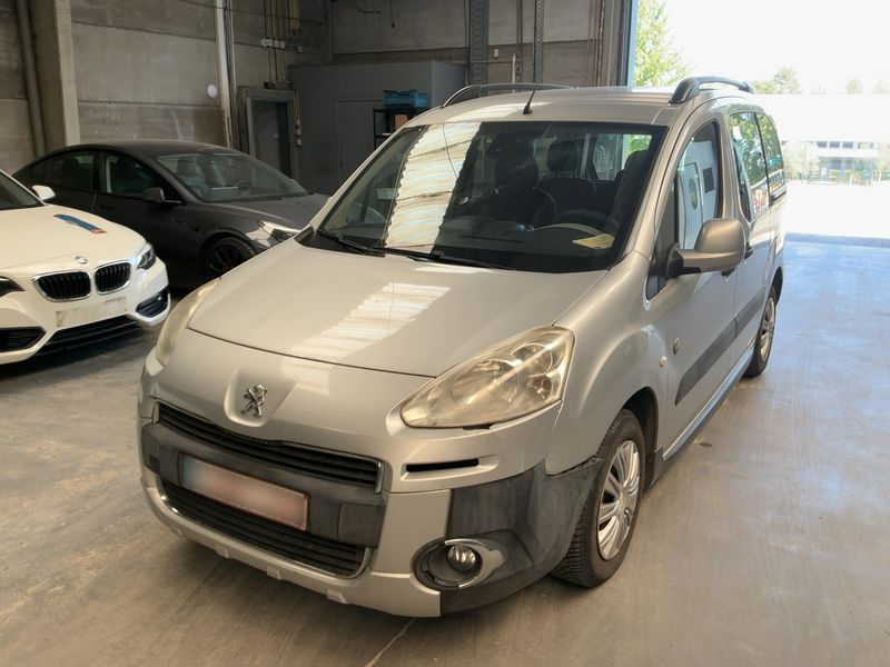 Peugeot Partner 1.6 HDi Outdoor 2012 – снимка 1
