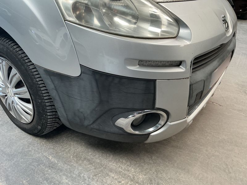 Peugeot Partner 1.6 HDi Outdoor 2012 – снимка 48