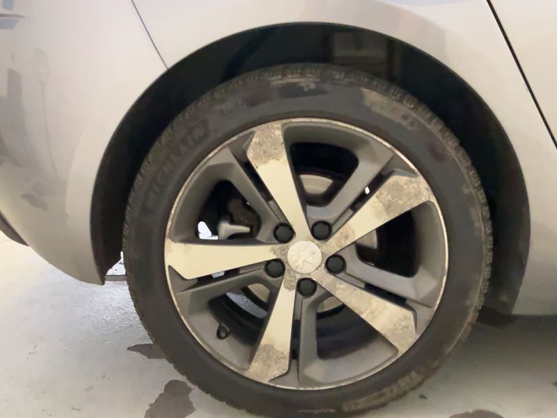 Peugeot 308 1.5 Blue-HDi GT Line 2018 – снимка 9