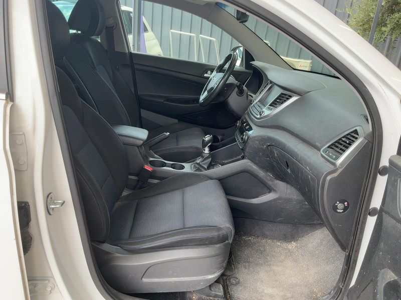 Hyundai Tucson 1.7 CRDi Creative 2WD 2018 – снимка 16