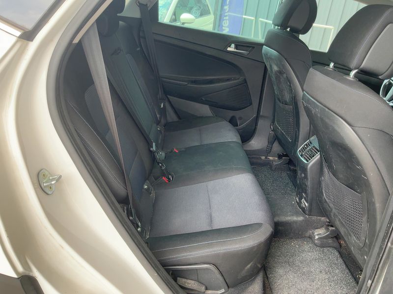 Hyundai Tucson 1.7 CRDi Creative 2WD 2018 – снимка 19
