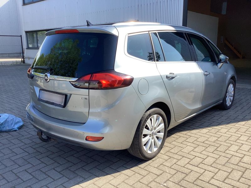 Opel Zafira Tourer 2.0 CDTI Innovation 2016 – снимка 8