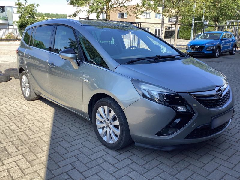 Opel Zafira Tourer 2.0 CDTI Innovation 2016 – снимка 12