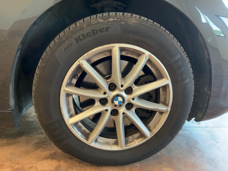 BMW 2er 218d Gran Tourer Advantage 2017 – снимка 11