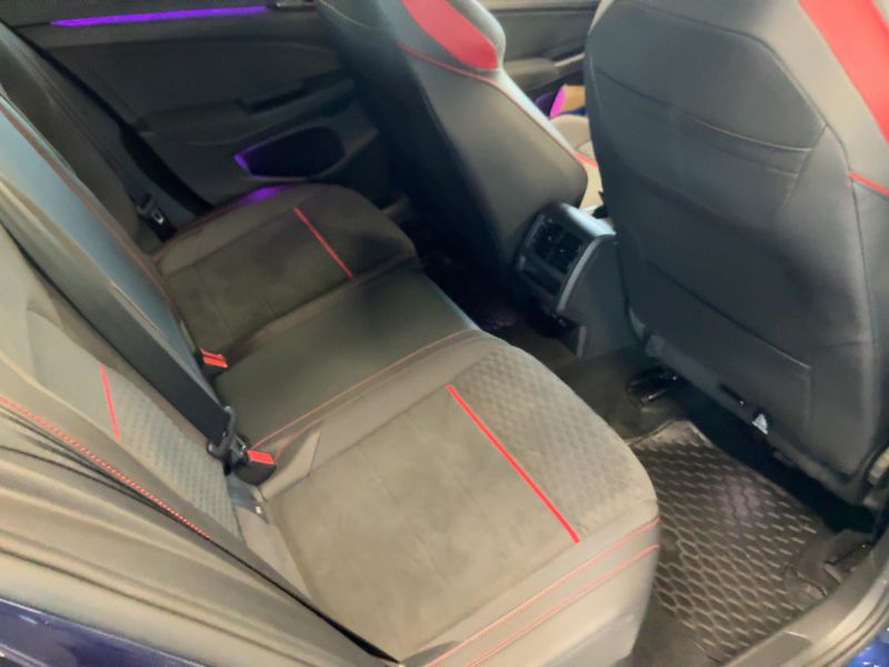 Volkswagen Golf VIII 2.0 TSI GTI Clubsport 2021 – снимка 20