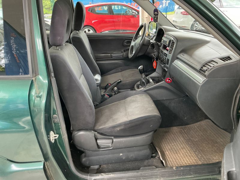 Suzuki Grand Vitara 2.0 Turbodiesel TD Básico 2003 – снимка 3