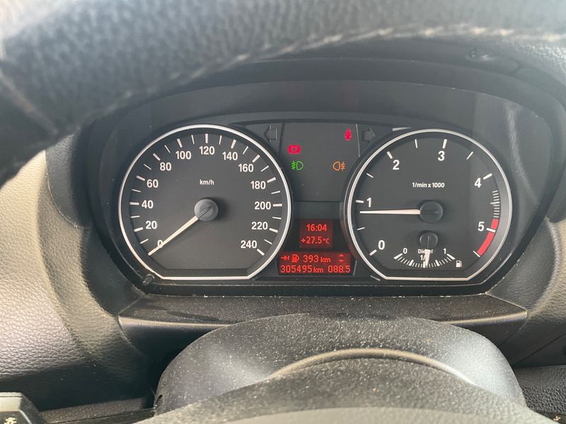 BMW 1er 116d 2009 – снимка 4
