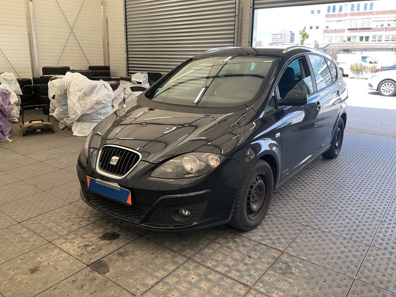 Seat Altea 1.6 TDI Style Copa 2011 – снимка 1