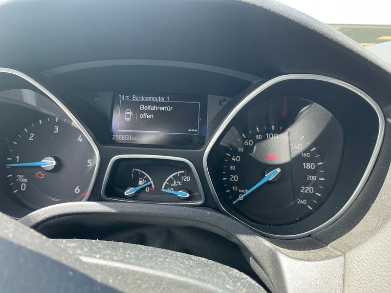 Ford Focus 1.5 TDCi Titanium 2017 – снимка 4