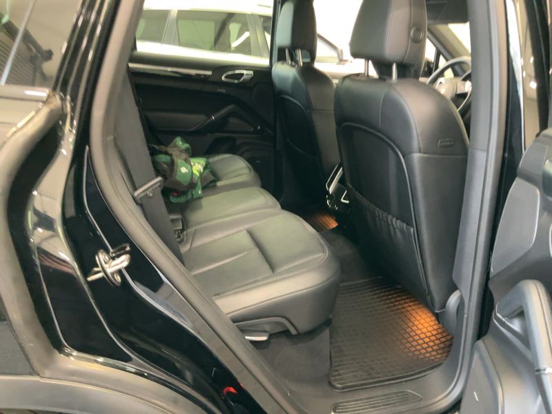 Porsche Cayenne Diesel Platinum Edition 2014 – снимка 20