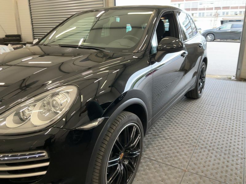 Porsche Cayenne Diesel Platinum Edition 2014 – снимка 2
