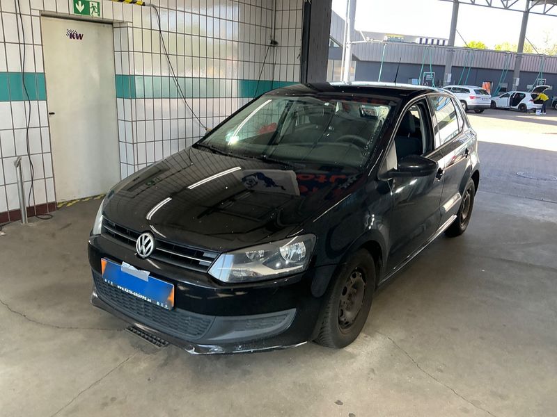 Volkswagen Polo 1.6 TDI Comfortline 2011 – снимка 1