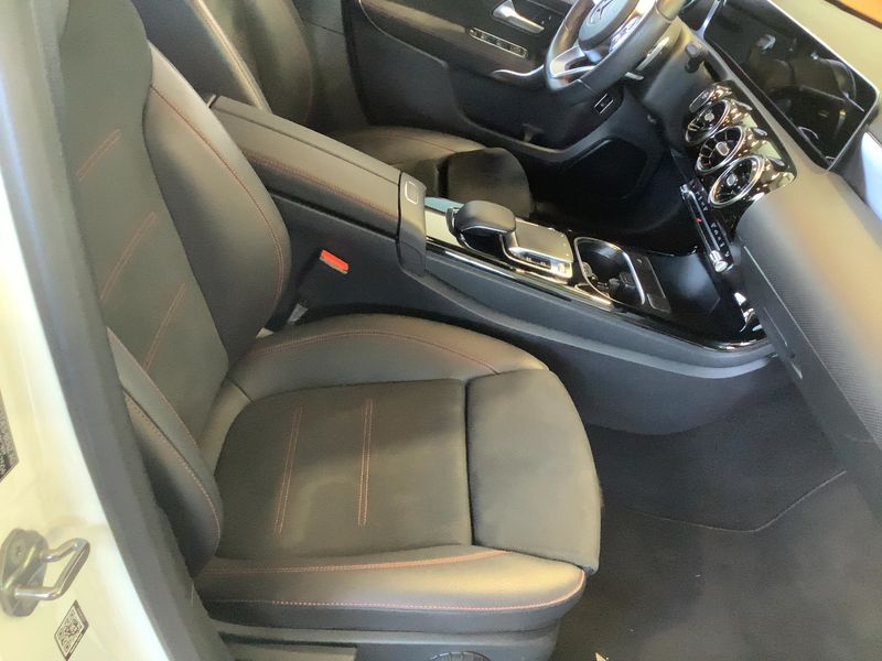 Mercedes-Benz A-Klasse A 250e AMG Line 2020 – снимка 17