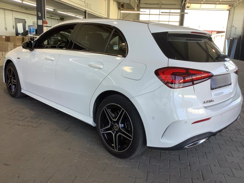 Mercedes-Benz A-Klasse A 250e AMG Line 2020 – снимка 6