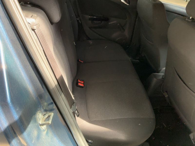 Opel Corsa 1.2 Active 2013 – снимка 19