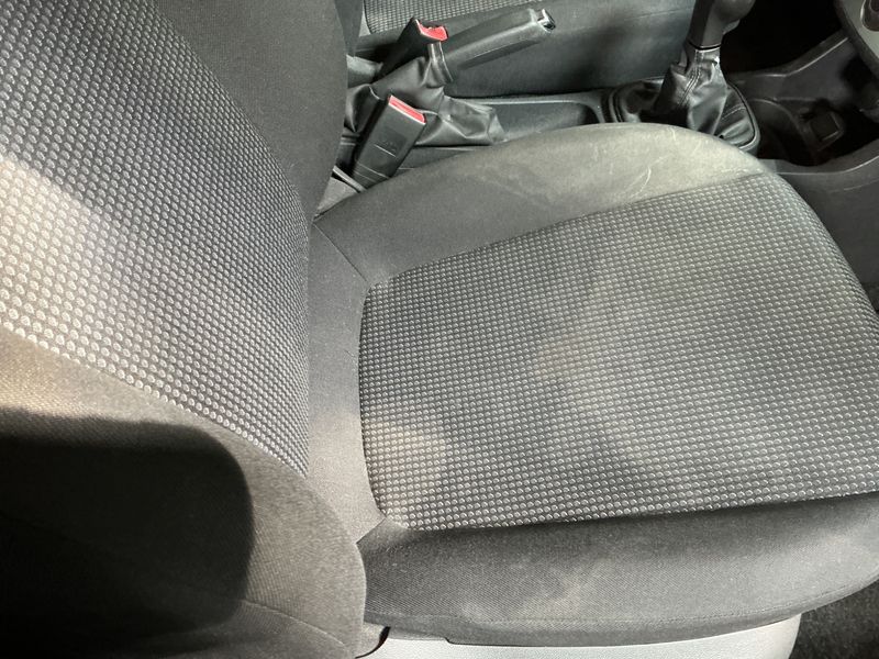Opel Corsa 1.2 Active 2013 – снимка 29