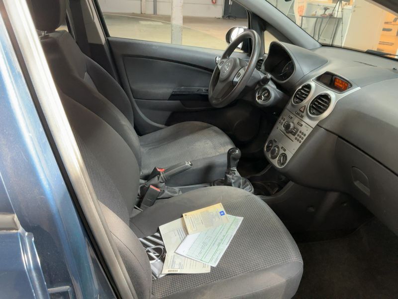 Opel Corsa 1.2 Active 2013 – снимка 16