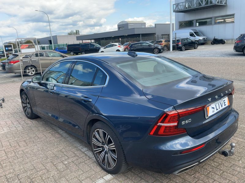 Volvo S60 2.0 T8 Plug-in Hybrid Inscription AWD 2021 – снимка 6