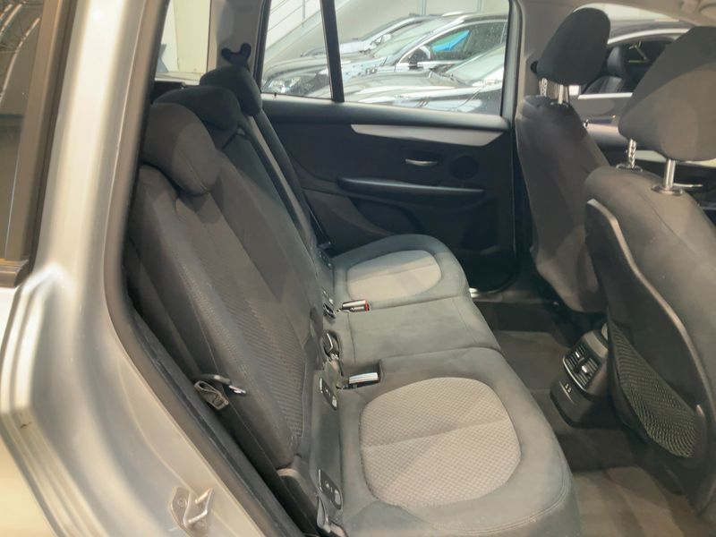 BMW 2er 220d Gran Tourer Advantage 2019 – снимка 20