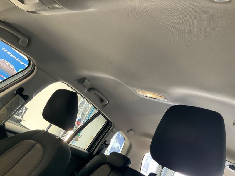 BMW 2er 220d Gran Tourer Advantage 2019 – снимка 33
