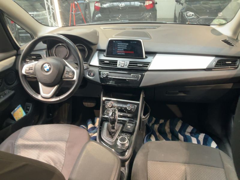 BMW 2er 220d Gran Tourer Advantage 2019 – снимка 18